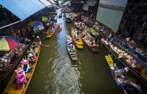 Damnoen Saduak Floating Market and Bridge on the River Kwai Tour